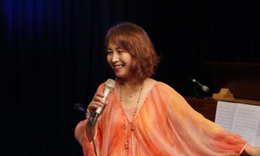 8月24日　トリオ・パシオン　高橋由佳(Vo)　西垣ドラミ(Pf)　田村太一(G)
