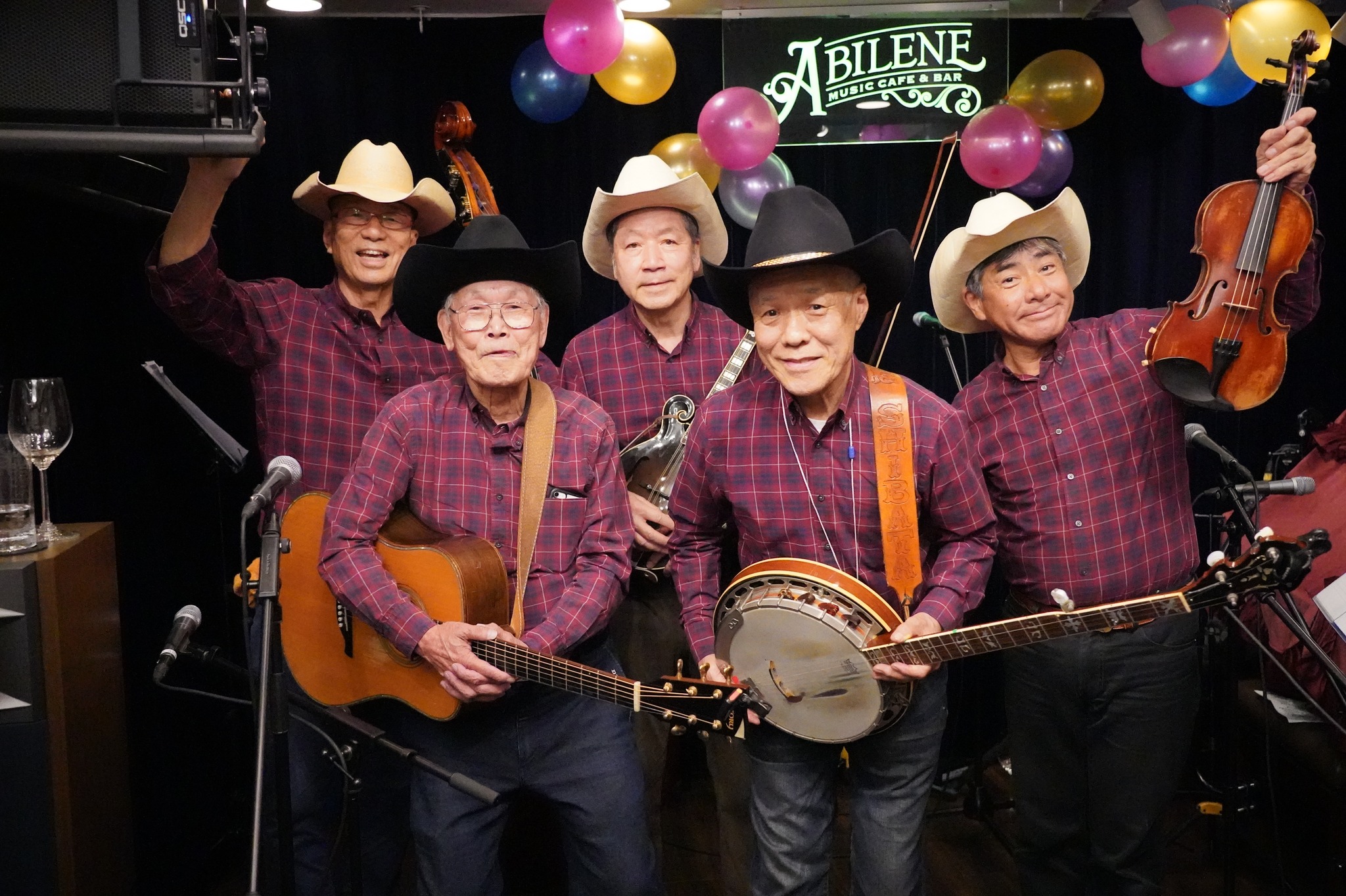 バックウッズマウンテニアーズ  Presents　豊中アビリーン4周年記念ライブ